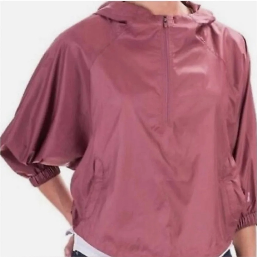 The North Face Women's Gymset Cropped Anorak Performance Hooded Windbreaker